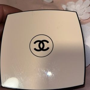 Healthy glow sheet powder Chanel No 10